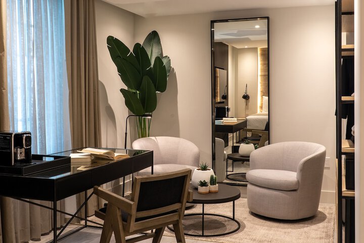 Room 20 of 80