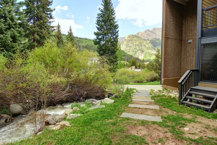 CM112H Copper Mtn Inn Studio Studio Bedroom 1Bathroom Hotel Room