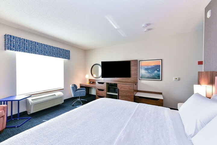 Room 62 of 116
