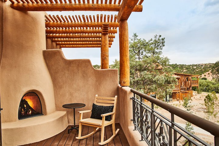 Bishops Lodge Auberge Collection