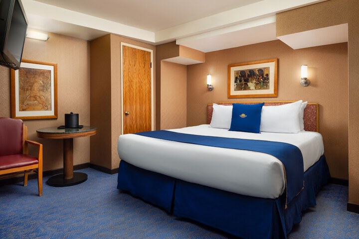 Room 40 of 93
