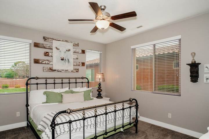 Paradise Village 3 - Grand View Estates