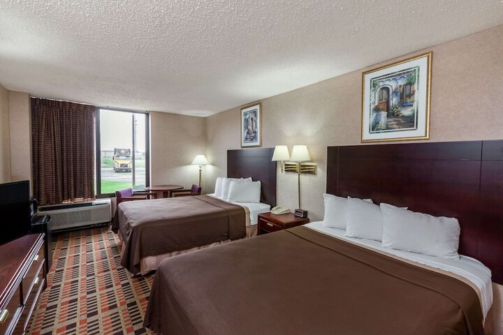 Room 22 of 25