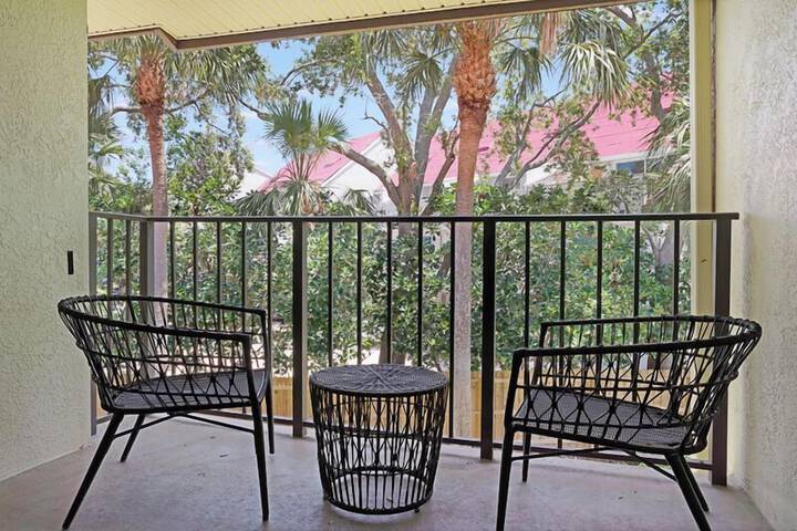 Condos at Wander Residences in Tierra Verde