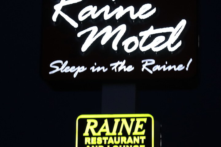 Raine Motel