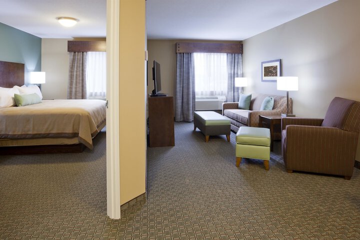 Room 9 of 15