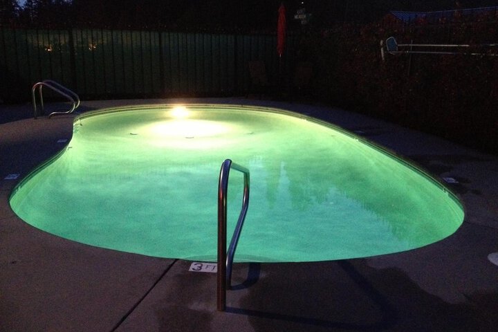 Pool 12 of 37
