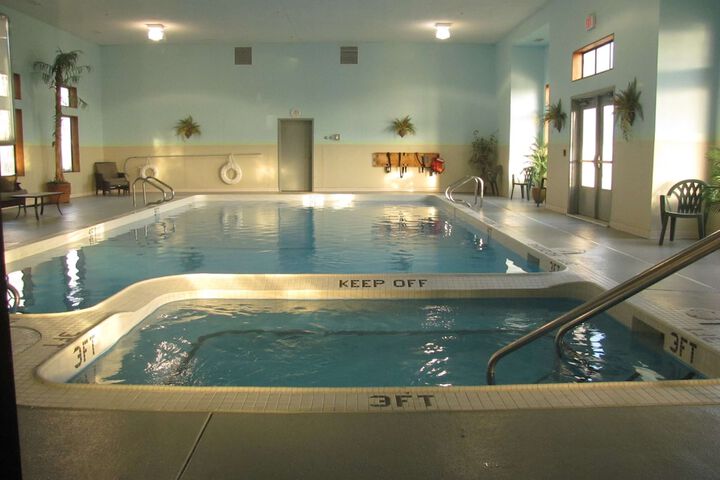 Pool 4 of 44