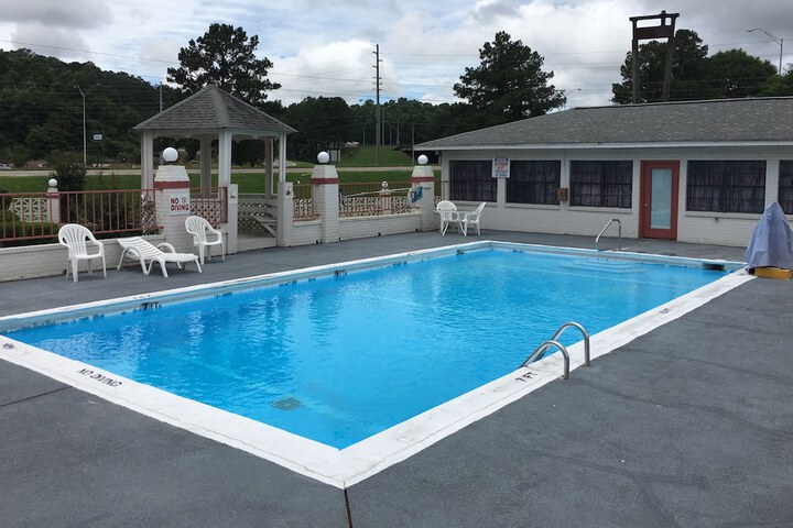 Pool 6 of 46