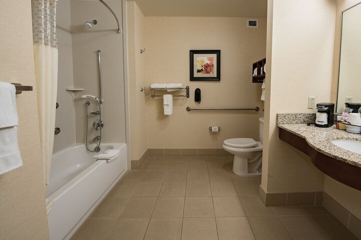 Hampton Inn & Suites Ridgecrest