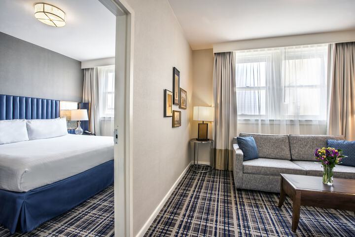 Room 32 of 45