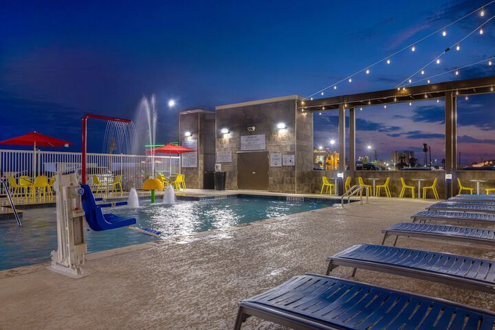 Pool 11 of 70