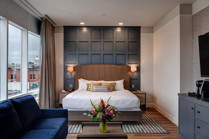 Room 15 of 38