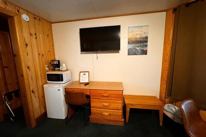 Room 35 of 70