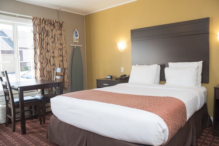 Room 42 of 105