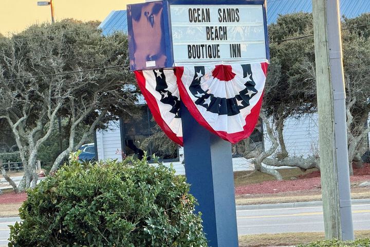 Ocean Sands Beach Boutique Inn - Stay at the Beach