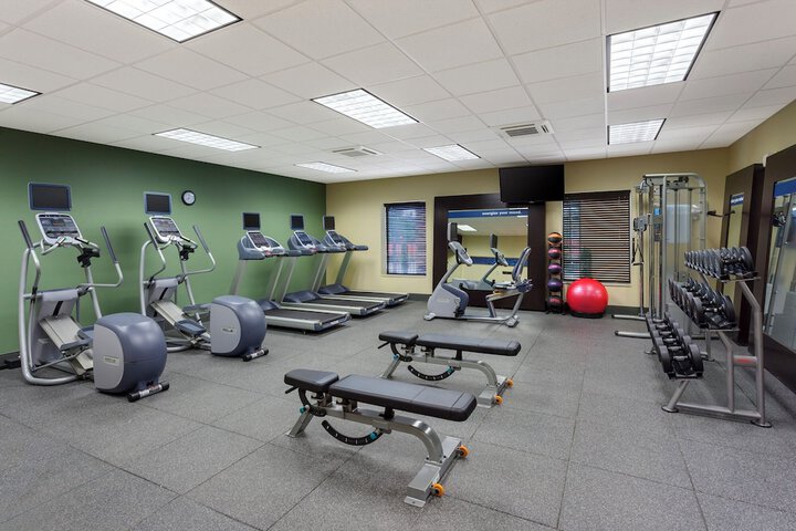 Hampton Inn & Suites Williamsport-Faxon Exit