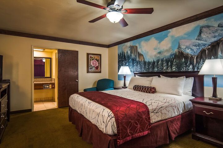 Room 26 of 36