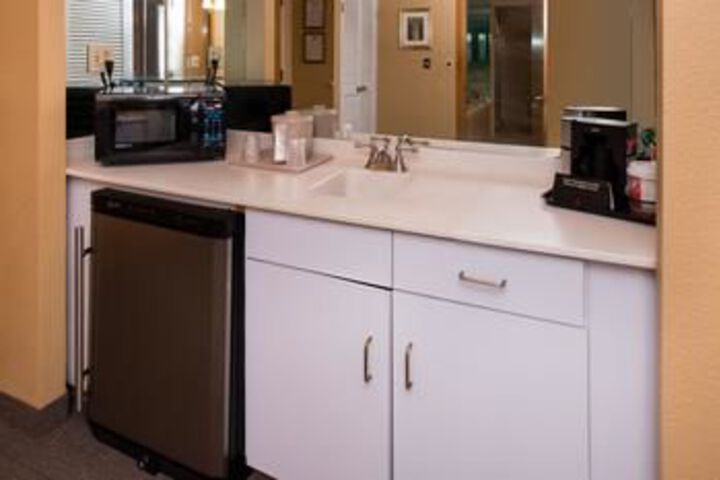 Ramada Plaza Rochester Airport
