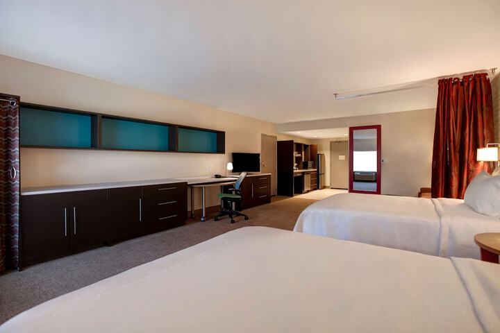 Room 28 of 56