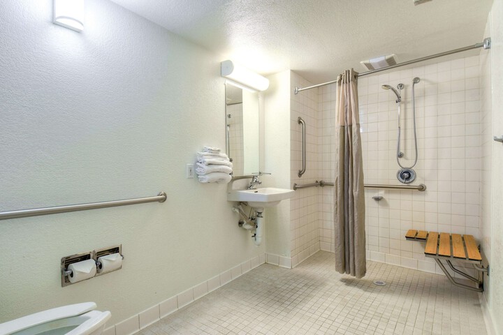 Motel 6 Pomona CA - Los Angeles