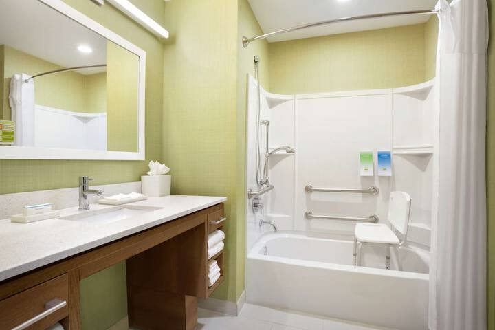 Home2 Suites by Hilton Houston Webster