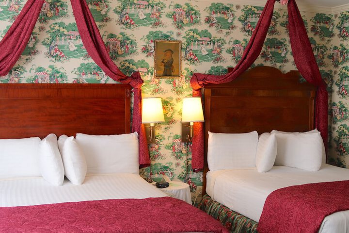 Room 96 of 113