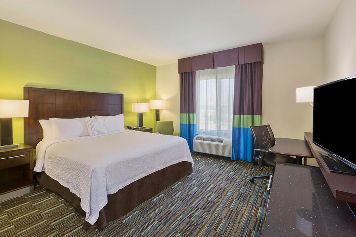 Room 16 of 29