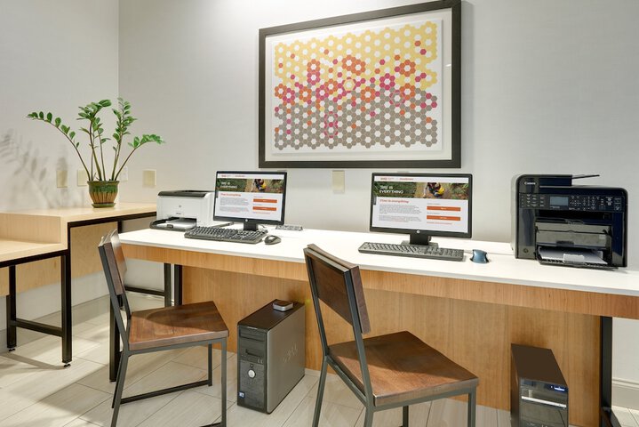Holiday Inn Express & Suites Dublin by IHG