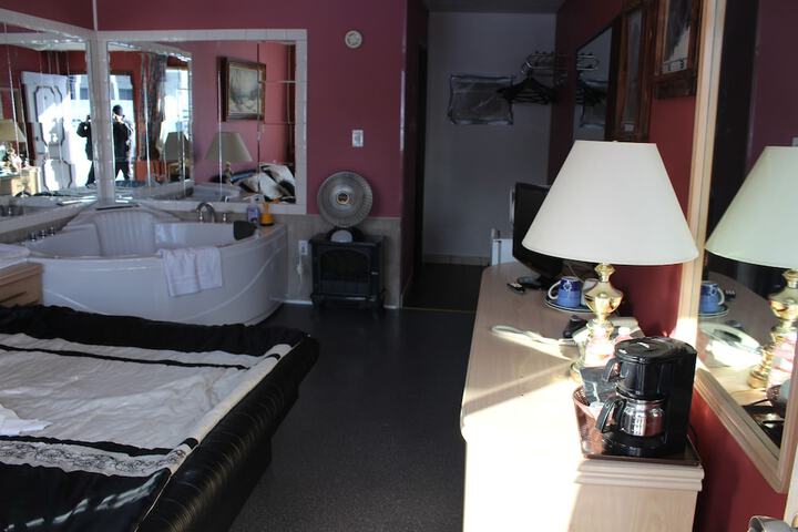 Room 37 of 88