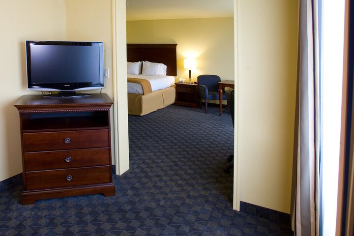 Room 14 of 40
