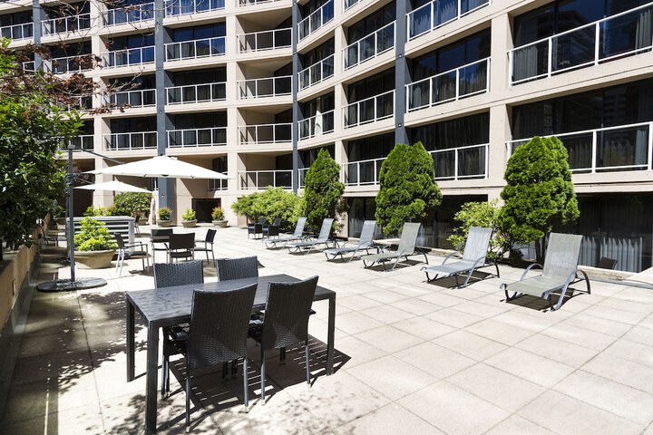 Pinnacle Hotel Harbourfront