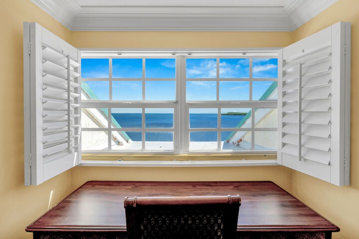 Beach 80 of 103