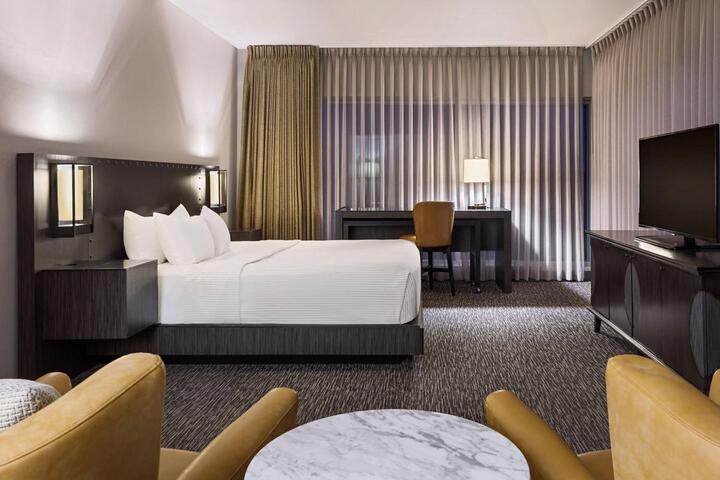 The Southlake Hotel