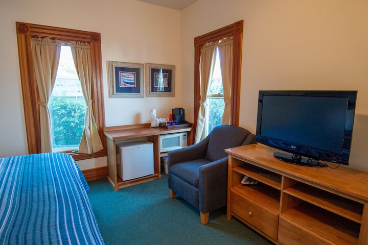 Room 30 of 125