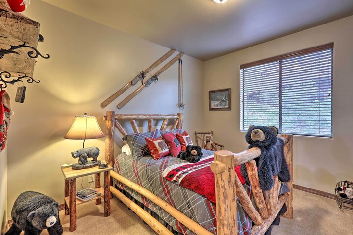AZ Rim Retreat in Pine W / deck Hot Tub & Views!