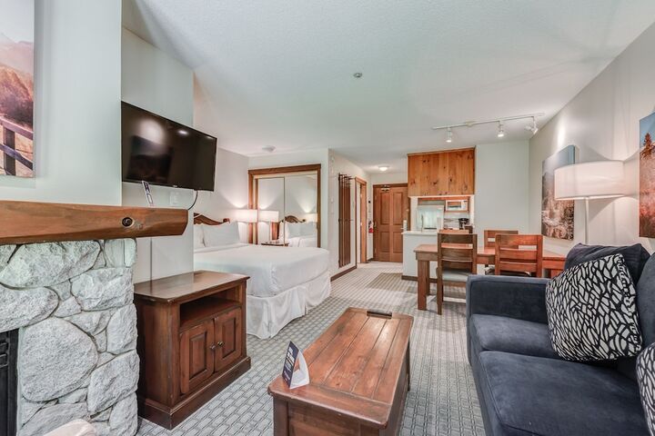 Room 48 of 104