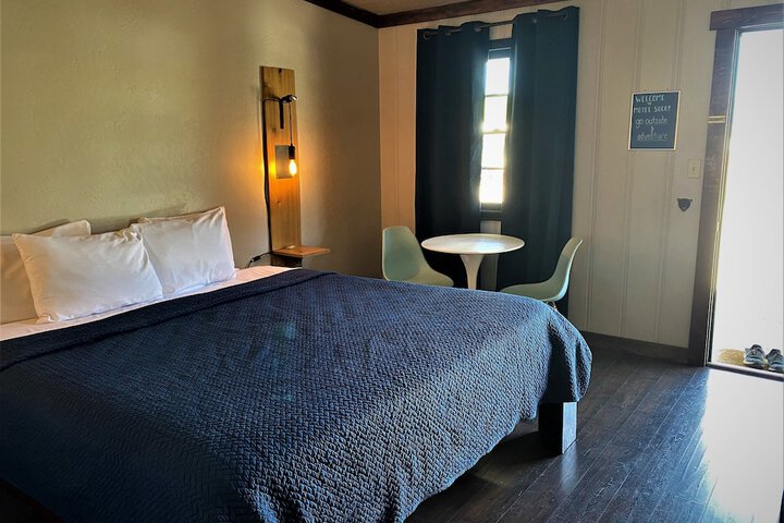 Room 11 of 47