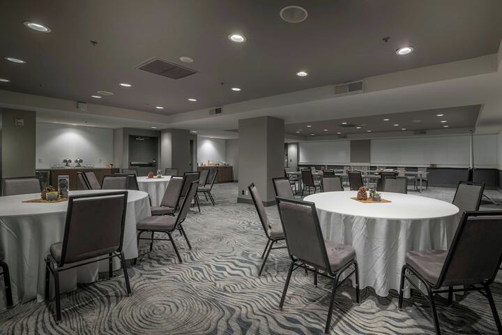 Renaissance Reno Downtown Hotel & Spa