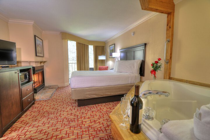 Room 27 of 62