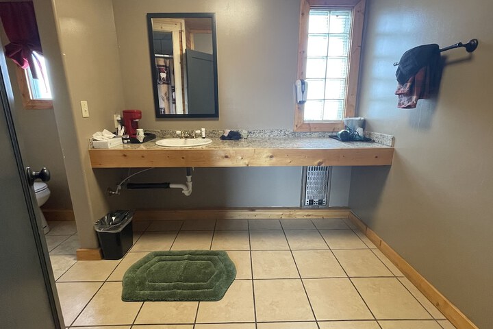 The Fishing Bear Lodge