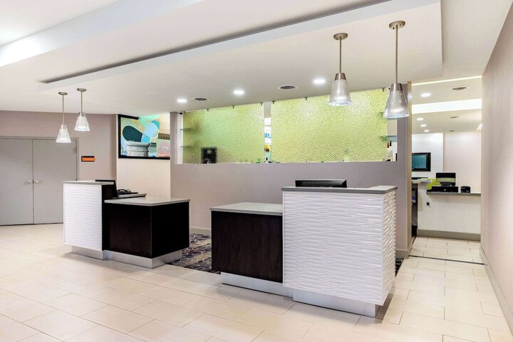 Hotel Interior 5 of 86