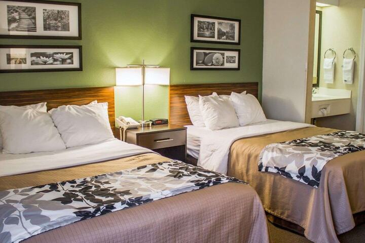 Room 8 of 23