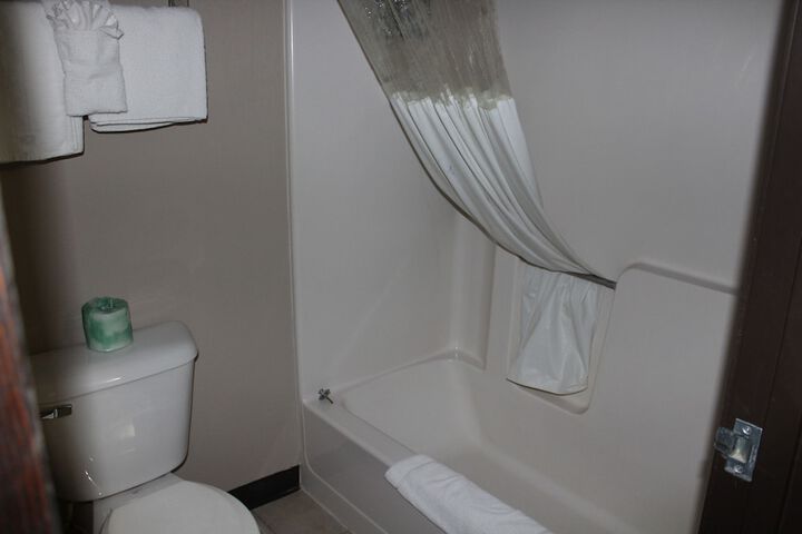 Room 40 of 63