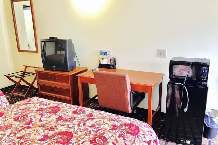 Greystone Motel