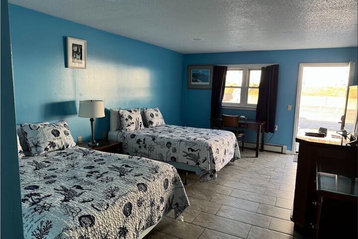 Room 28 of 105