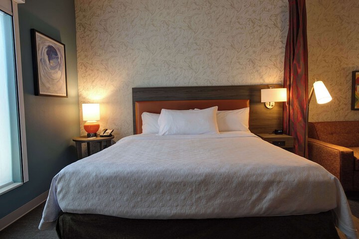 Room 45 of 69