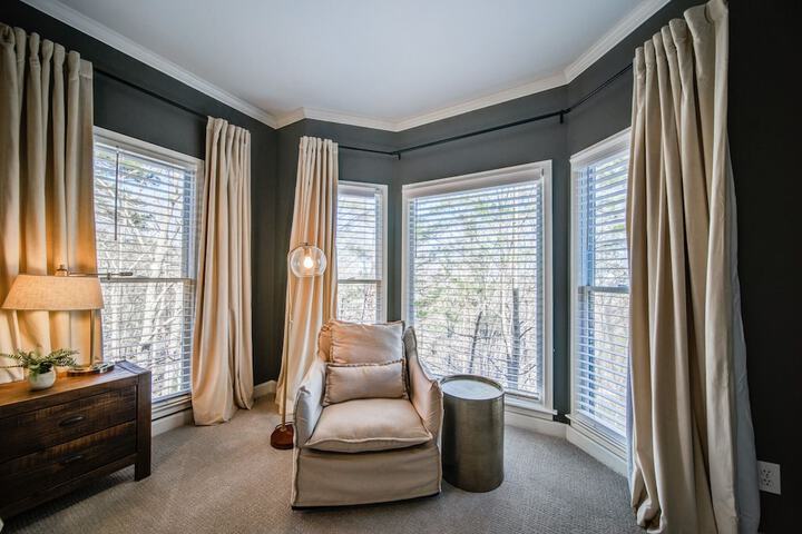 Luxury Mountain Home in Big Canoe! Golf / Lake / EV / Game Room!