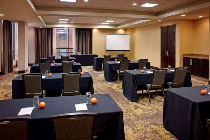 Homewood Suites by Hilton Hamilton Ontario, Canada