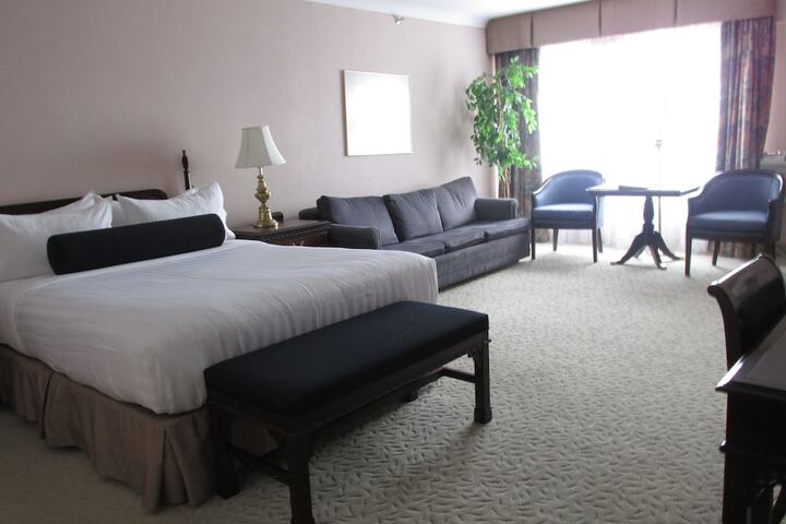 Room 21 of 52